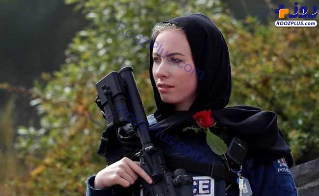 حجاب پلیس نیوزیلند در تشییع قربانیان حمله تروریستی/عکس