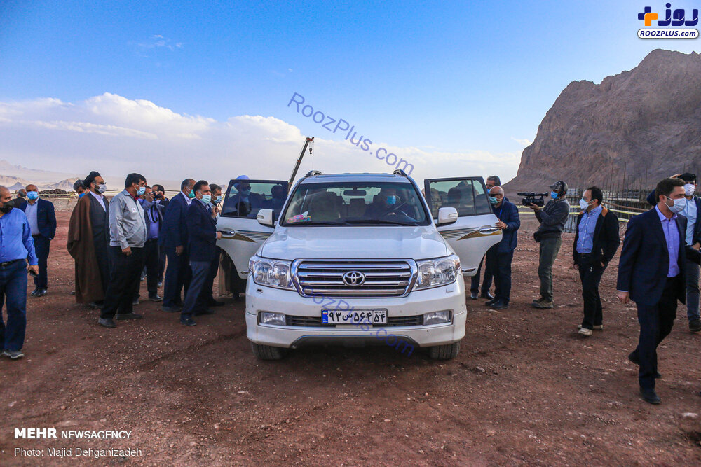 خودروی شاسی بلند وزیر صمت در سفر به یزد + عکس