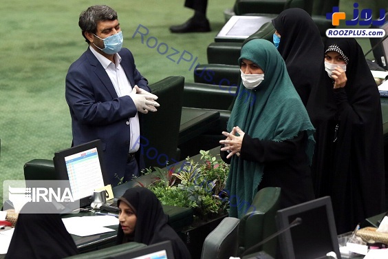 نمایندگان مجلس با ماسک و دستکش در صحن علنی/عکس