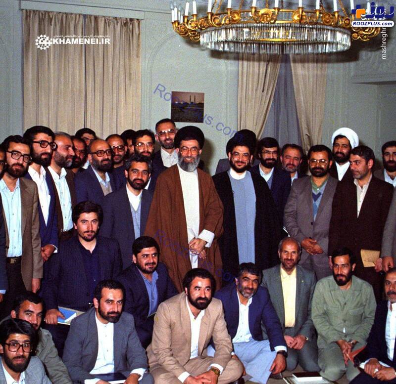 حجت‌الاسلام محتشمی‌پور در کنار رهبرانقلاب +عکس