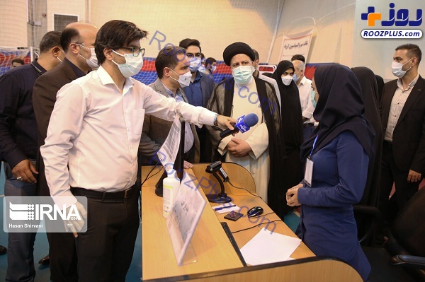 عکس/ بازدید رییس جمهور از مرکز واکسیناسیون کردستان در تهران