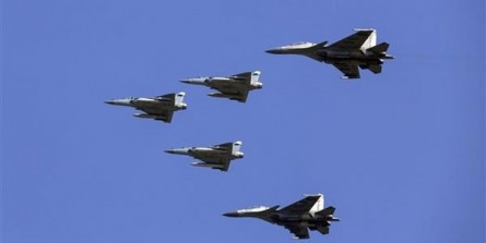 جولان شش جنگنده روسی و چینی در حریم هوایی کره جنوبی همزمان با سفر بایدن