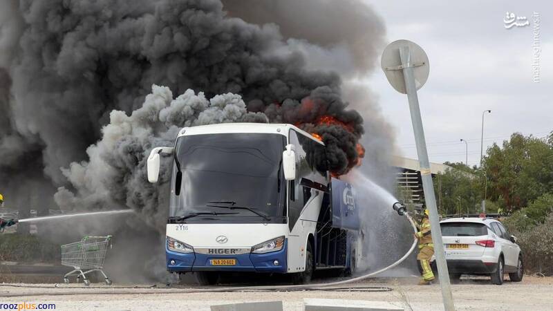 عکس/ آتش‌گرفتن اتوبوس در جنوب فلسطین اشغالی