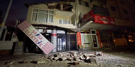 زلزله 5.9 ریشتری شمال غرب ترکیه را لرزاند