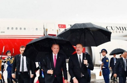 گفت‌وگوی اردوغان و علی‌اف درخصوص کریدور زنگور/ دیدار در نخجوان